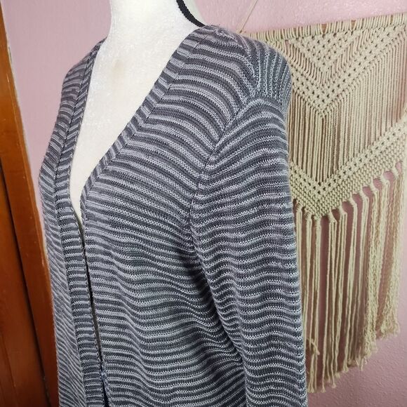 Maurices | Gray Striped Open Front Cardigan Sweater Large - Picture 3 of 7